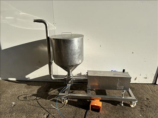 Winyard Midi MKII Depositor - Food processing equipment: picture 1 Winyard Midi MKII Depositor - Food processing equipment: picture 1