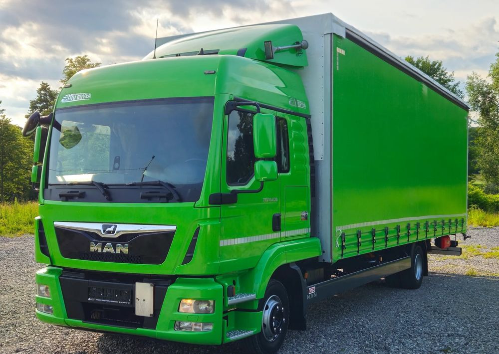 MAN TGL12.250/E6/20PALET/10.2018/SERWISOWANY/NISKI PRZEBIEG/WINDA/FIRANKA//JAK NOWY/SERWISOWANY - Curtainsider truck: picture 2 MAN TGL12.250/E6/20PALET/10.2018/SERWISOWANY/NISKI PRZEBIEG/WINDA/FIRANKA//JAK NOWY/SERWISOWANY - Curtainsider truck: picture 2