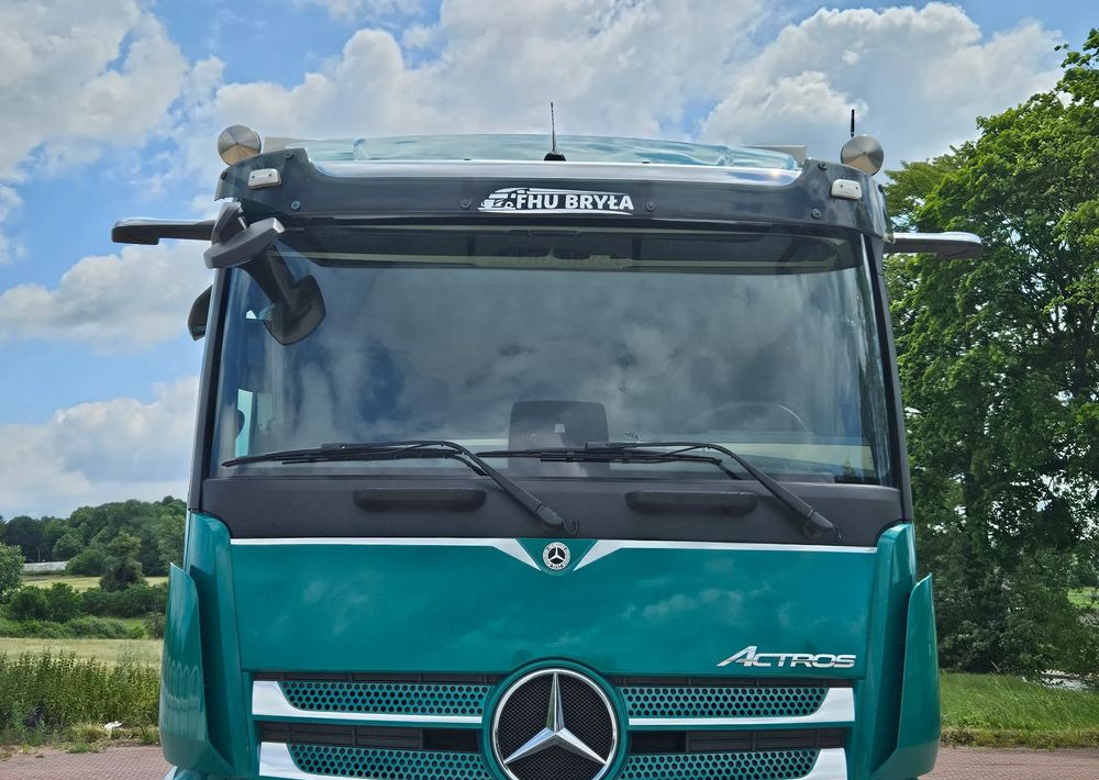 Curtainsider truck Mercedes-Benz ACTROS 1833 / BURTO-FIRANKA / WINDA / 18 PALET / 8600 ŁADOWNOŚĆ / AUTOMAT / DUŻY SILNIK / 10.2019  ROK / SYPIALKA / LEDY / KAMERY / VIRTUAL COCPIT/ JAK NOWY: picture 13
