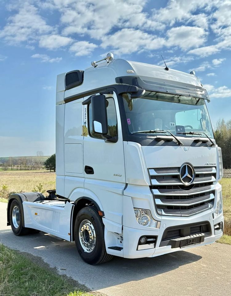 Mercedes-Benz ACTROS 1853/1845/E6/BIG SPACE/STANDARD/2019/ALUSY/NISKI PRZEBIEG/ - Tractor unit: picture 2 Mercedes-Benz ACTROS 1853/1845/E6/BIG SPACE/STANDARD/2019/ALUSY/NISKI PRZEBIEG/ - Tractor unit: picture 2