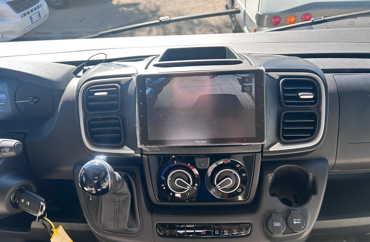 Camper : picture 16 Camper : picture 16