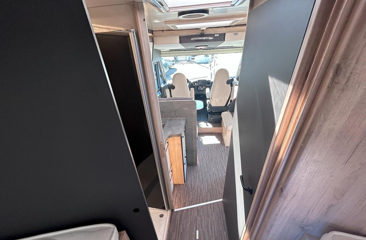 Camper : picture 8 Camper : picture 8