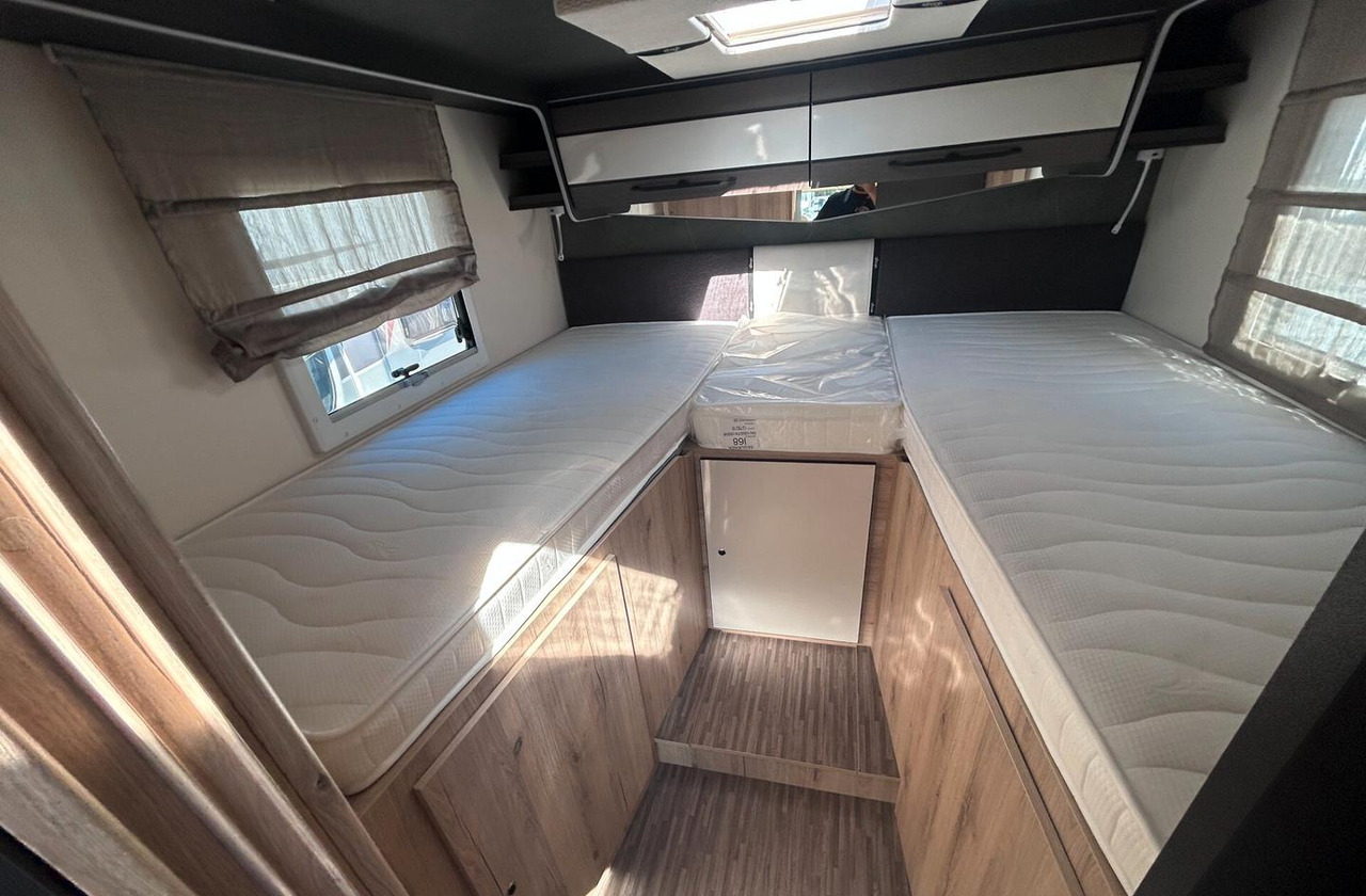 Camper : picture 7 Camper : picture 7