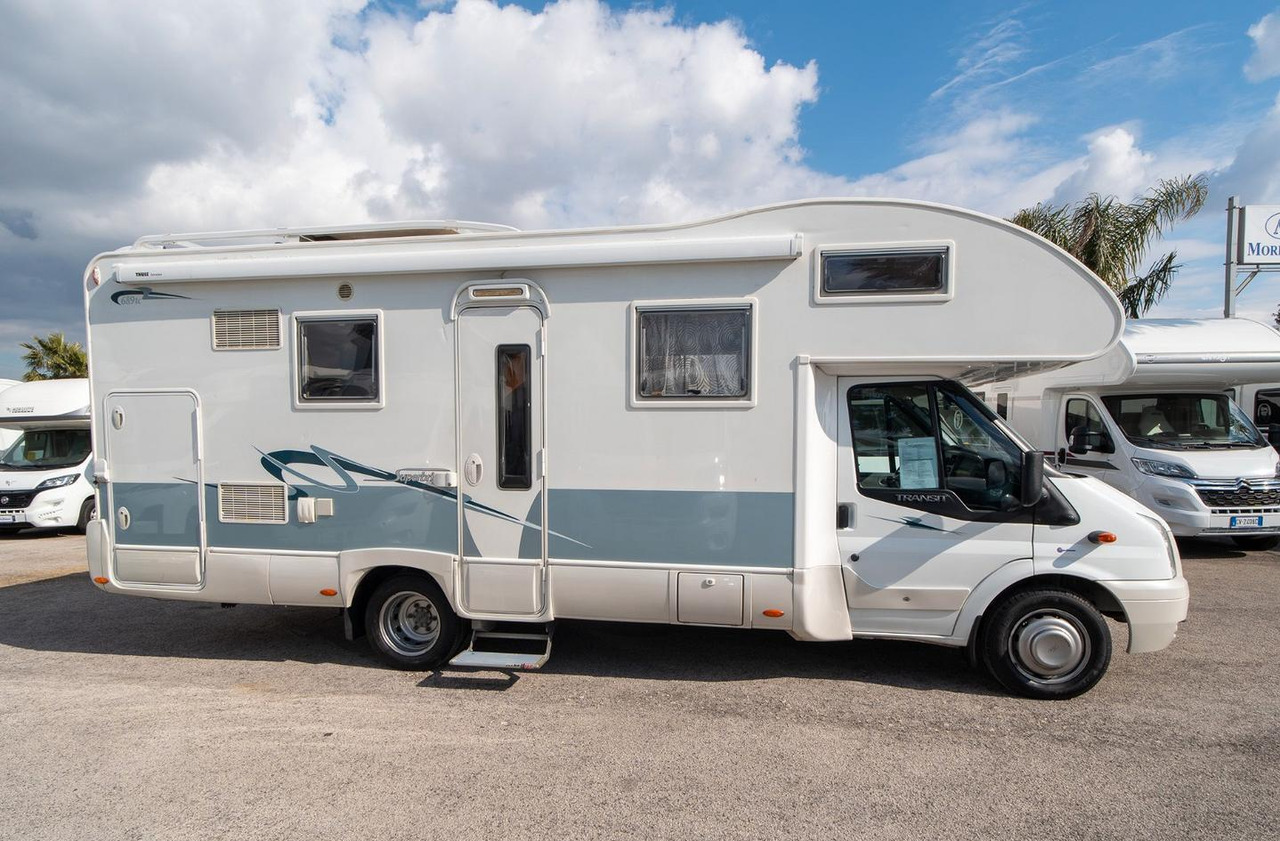 Rimor superbrig 689 tc - Alcove motorhome: picture 3 Rimor superbrig 689 tc - Alcove motorhome: picture 3