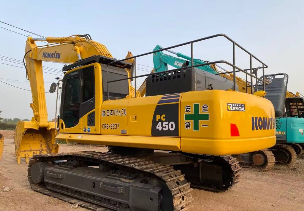 KOMATSU PC 450-8 - Crawler excavator: picture 1 KOMATSU PC 450-8 - Crawler excavator: picture 1