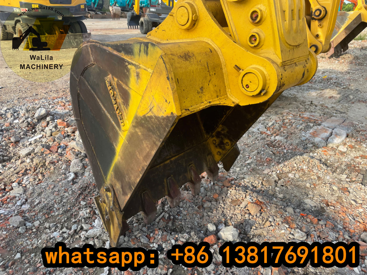 KOMATSU PC200-8 - Crawler excavator: picture 3 KOMATSU PC200-8 - Crawler excavator: picture 3