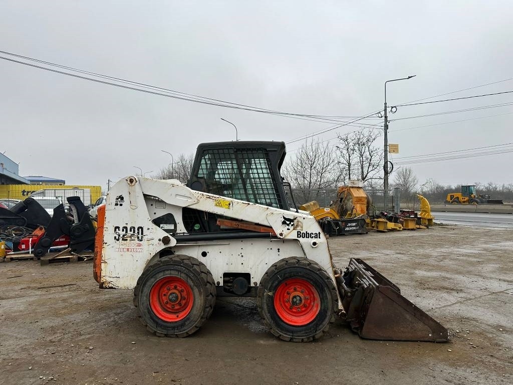 Bobcat S 220 - Skid steer loader: picture 3 Bobcat S 220 - Skid steer loader: picture 3