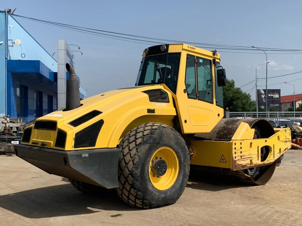 Bomag BW 219 D H-4 - Compactor: picture 3 Bomag BW 219 D H-4 - Compactor: picture 3