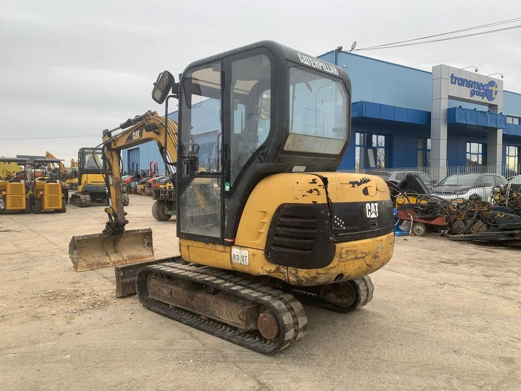 CAT 302.5 - Mini excavator: picture 3 CAT 302.5 - Mini excavator: picture 3