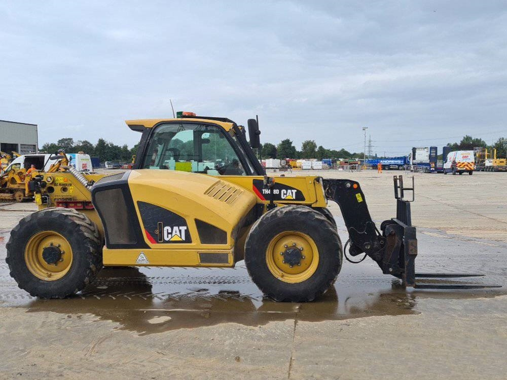 CAT TH 408 D - Telescopic handler: picture 1 CAT TH 408 D - Telescopic handler: picture 1
