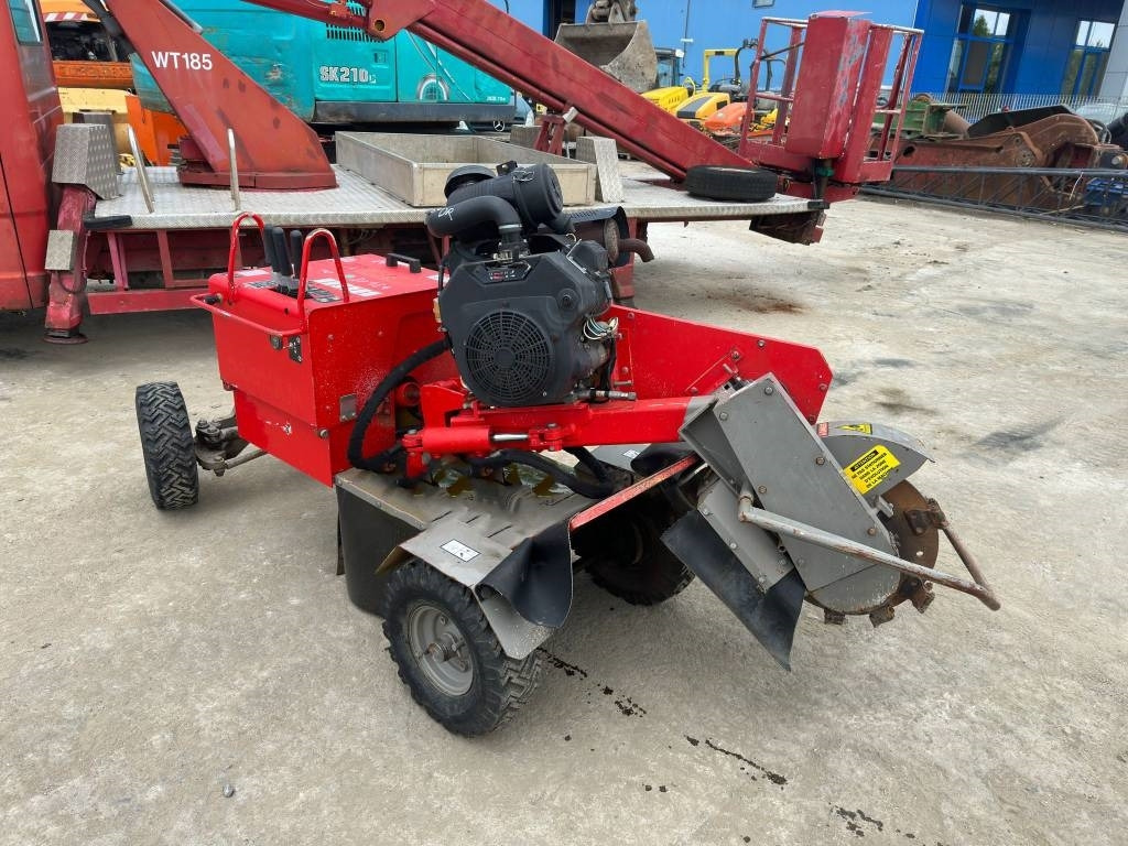 FSO B28 - Wood chipper: picture 2 FSO B28 - Wood chipper: picture 2