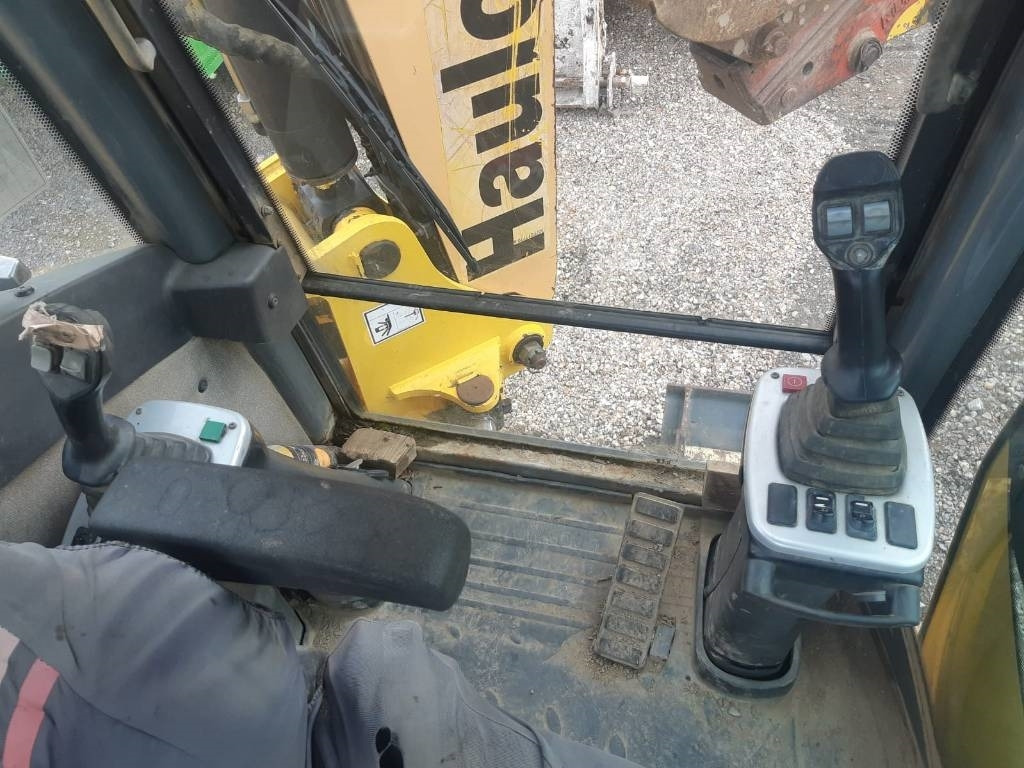 Telescopic wheel loader Haulotte 970: picture 8