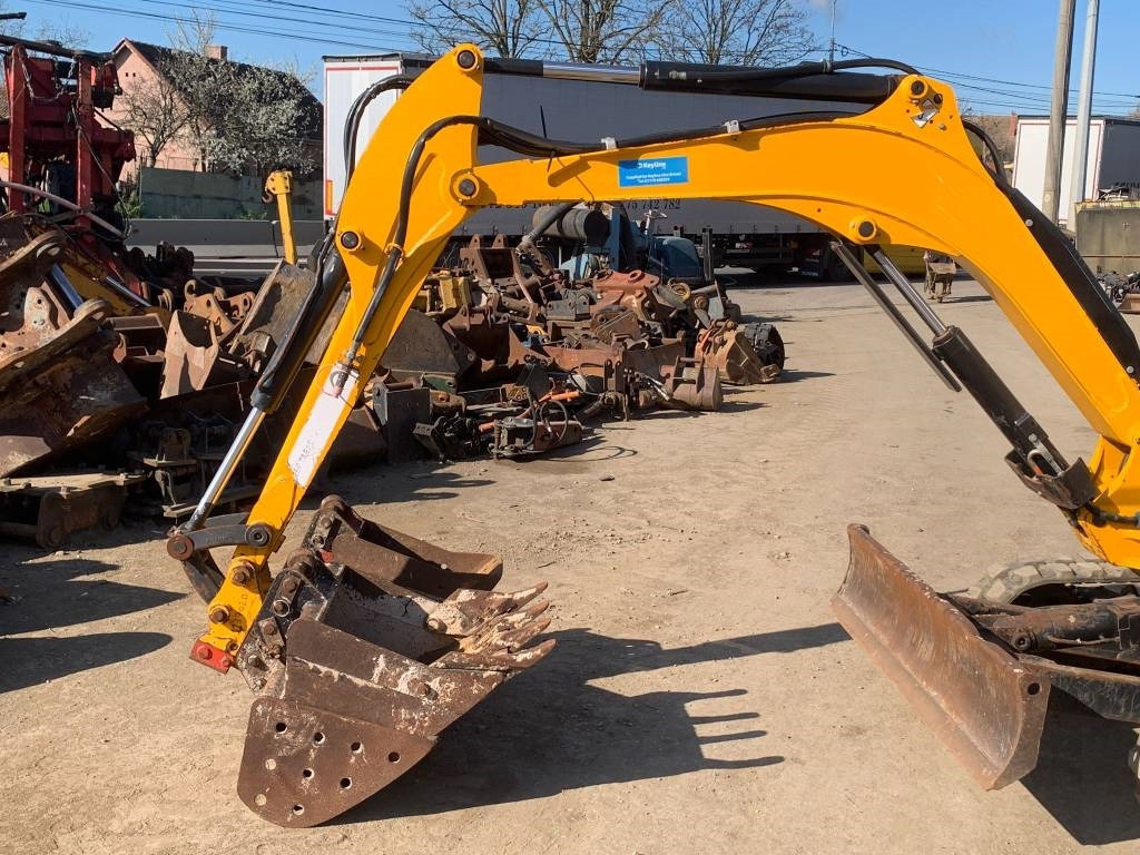 JCB 8026 CTS - Mini excavator: picture 4 JCB 8026 CTS - Mini excavator: picture 4