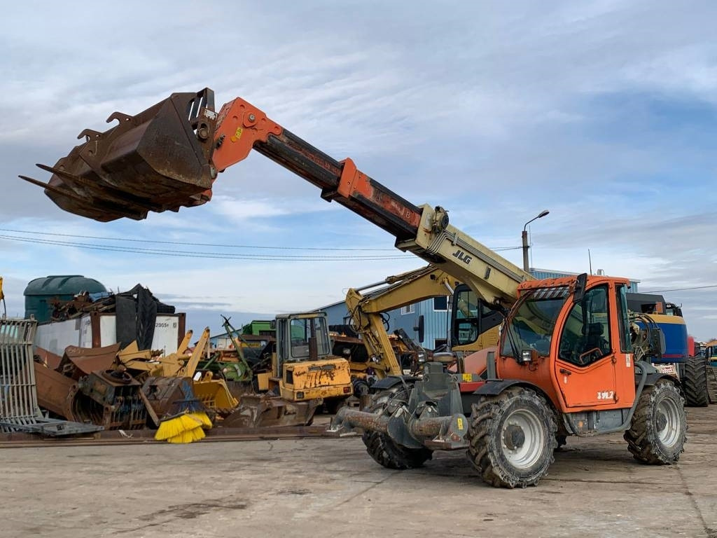 JLG 3512 - Telescopic handler: picture 1 JLG 3512 - Telescopic handler: picture 1