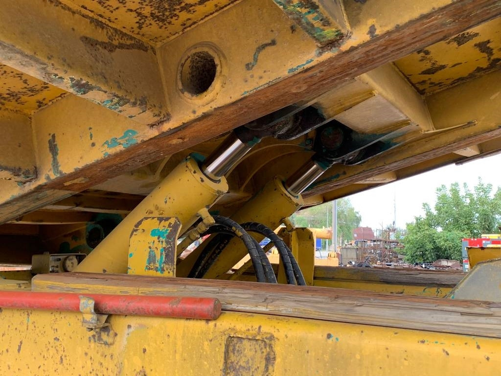 Crawler dumper Komatsu CD 110 R-1: picture 8