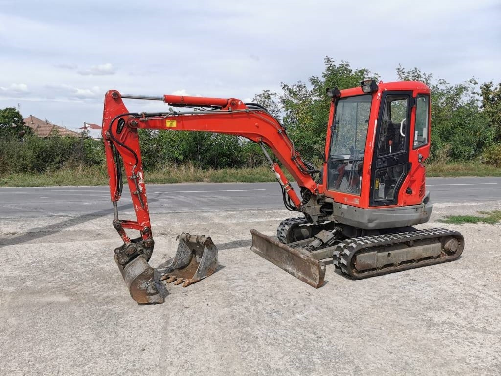 Kubota U 35-3 - Mini excavator: picture 1 Kubota U 35-3 - Mini excavator: picture 1