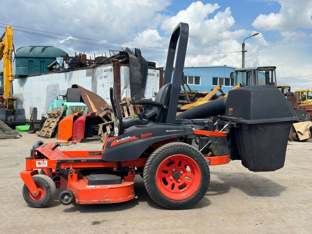 Kubota Z121S - Garden mower: picture 2 Kubota Z121S - Garden mower: picture 2