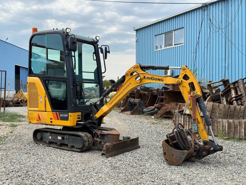 Liugong 9018F - Mini excavator: picture 1 Liugong 9018F - Mini excavator: picture 1