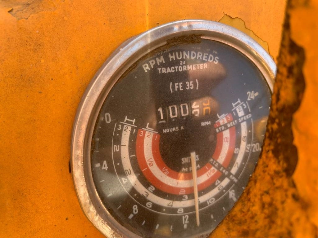 Backhoe loader Massey Ferguson MF200: picture 13