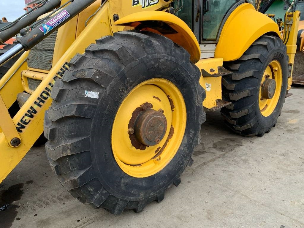 Backhoe loader New Holland B 115 4PS: picture 8
