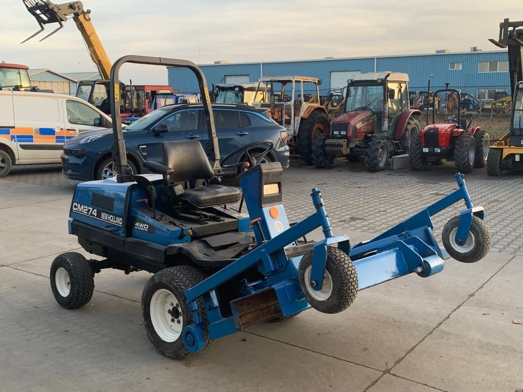 New Holland CM 274 - Garden mower: picture 1 New Holland CM 274 - Garden mower: picture 1