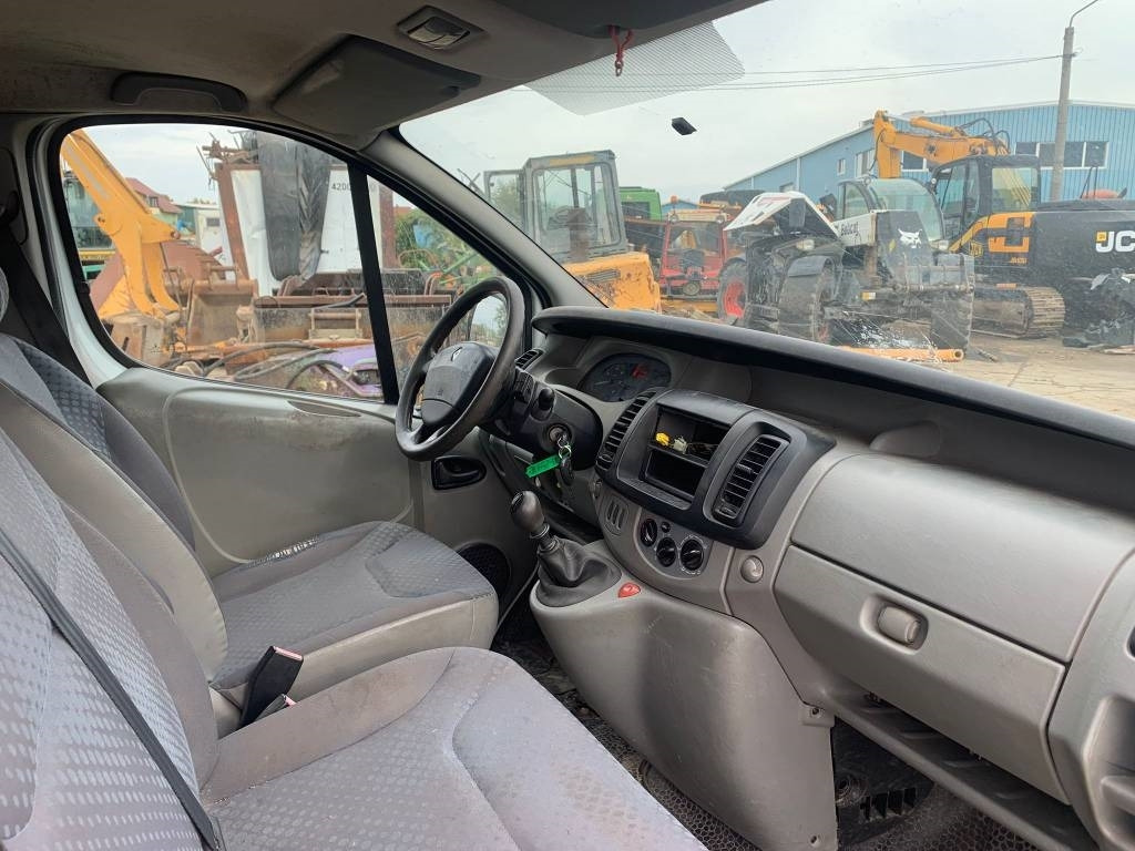 Panel van Renault Trafic: picture 13 Panel van Renault Trafic: picture 13