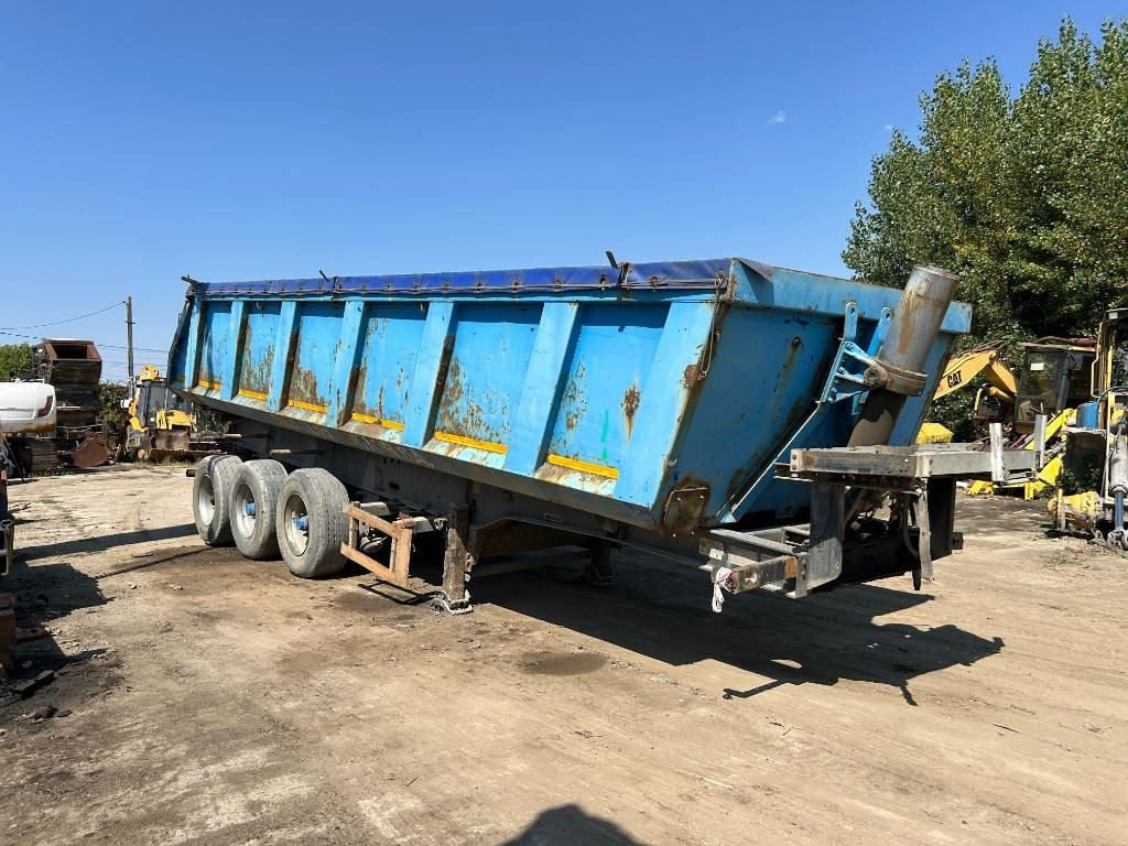 Schmitz SKI 24 - Tipper semi-trailer: picture 4 Schmitz SKI 24 - Tipper semi-trailer: picture 4