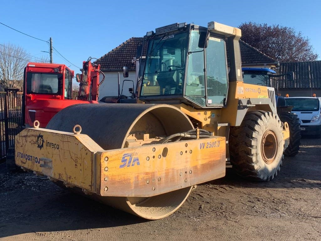 Stavostroj VV 2500D  - Compactor: picture 1 Stavostroj VV 2500D  - Compactor: picture 1