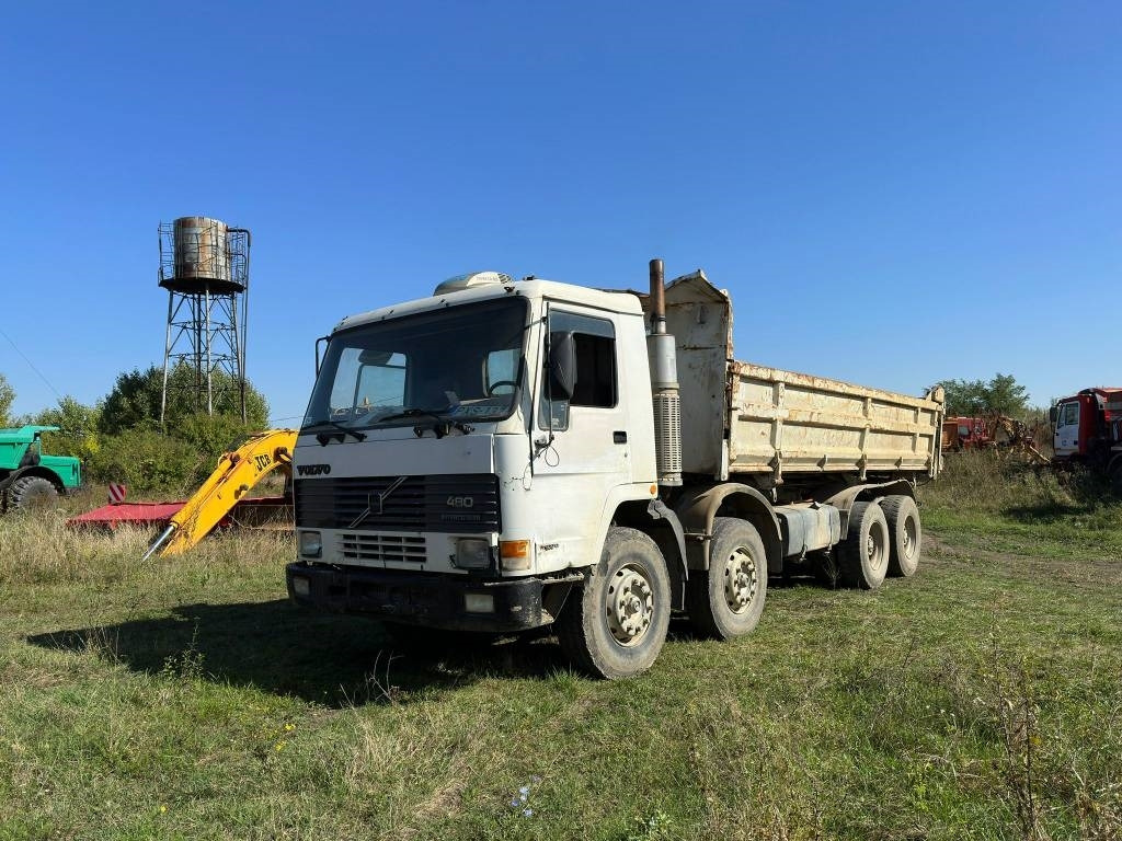 Volvo FL 10 - Tipper: picture 1 Volvo FL 10 - Tipper: picture 1