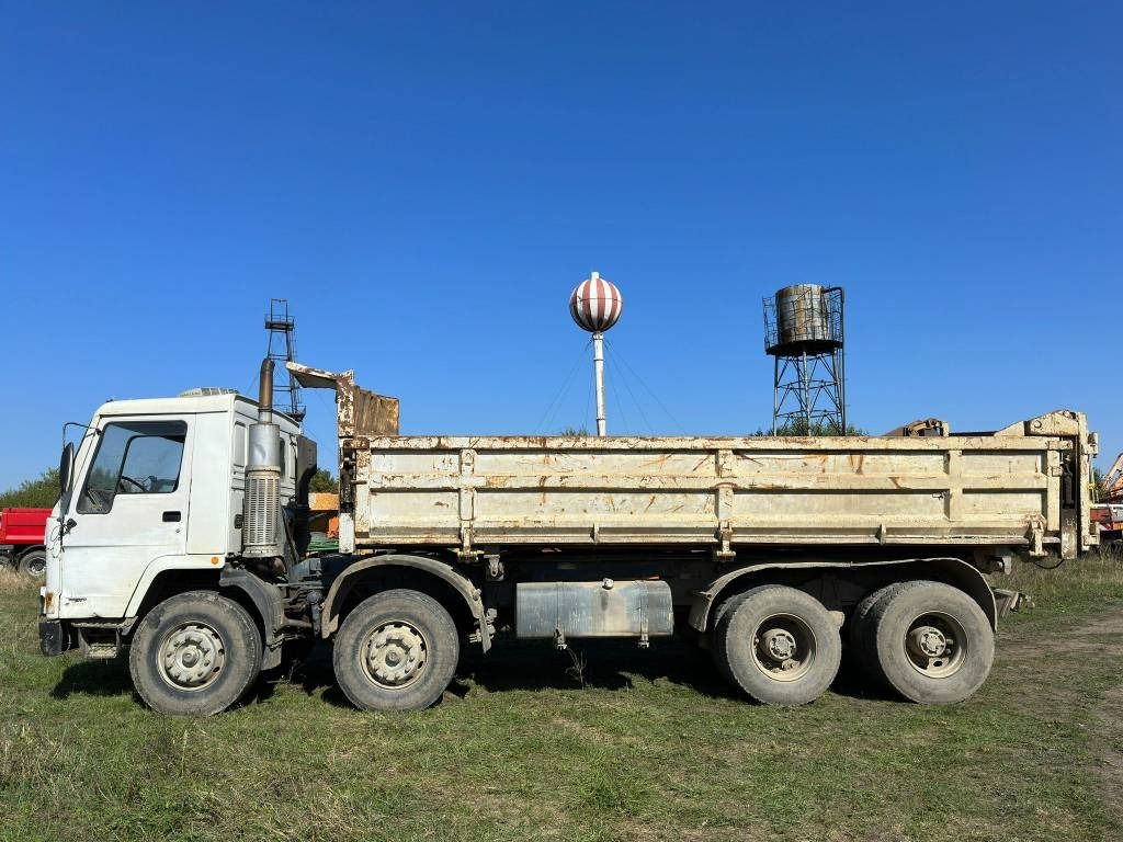 Volvo FL 10 - Tipper: picture 2 Volvo FL 10 - Tipper: picture 2