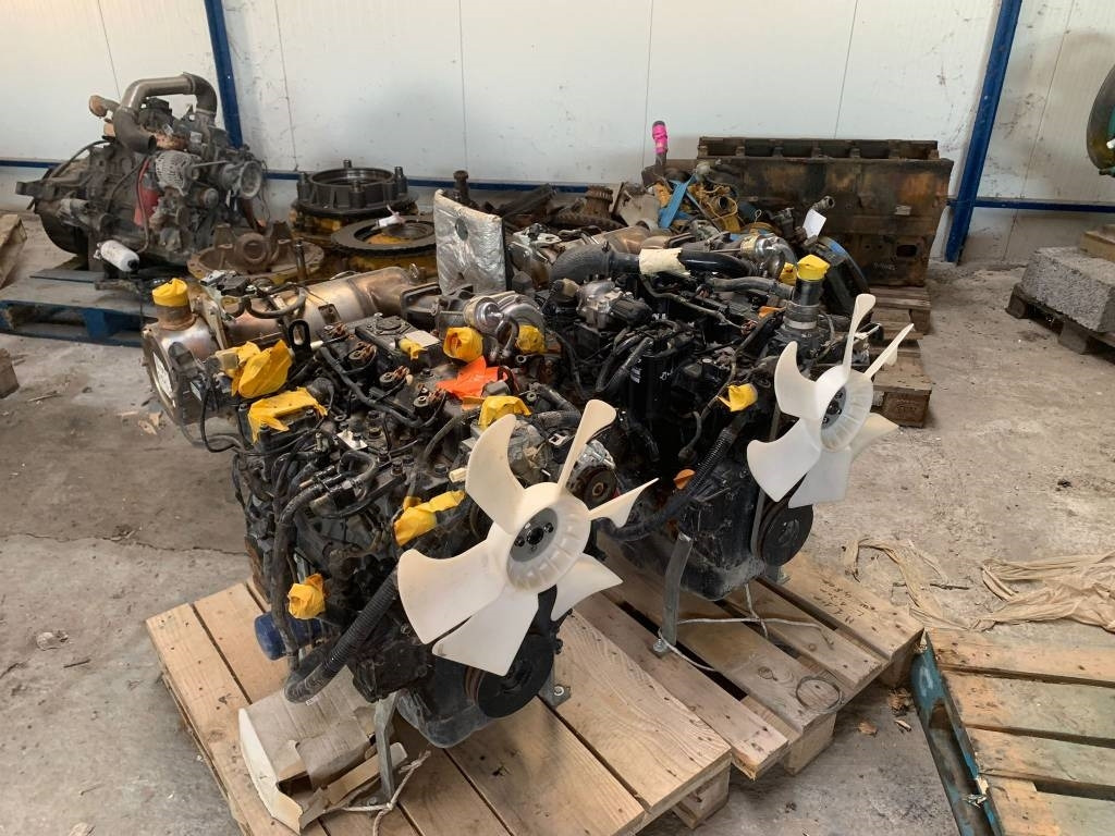 Yanmar 4TNV98CT - Engine for Construction machinery: picture 1 Yanmar 4TNV98CT - Engine for Construction machinery: picture 1