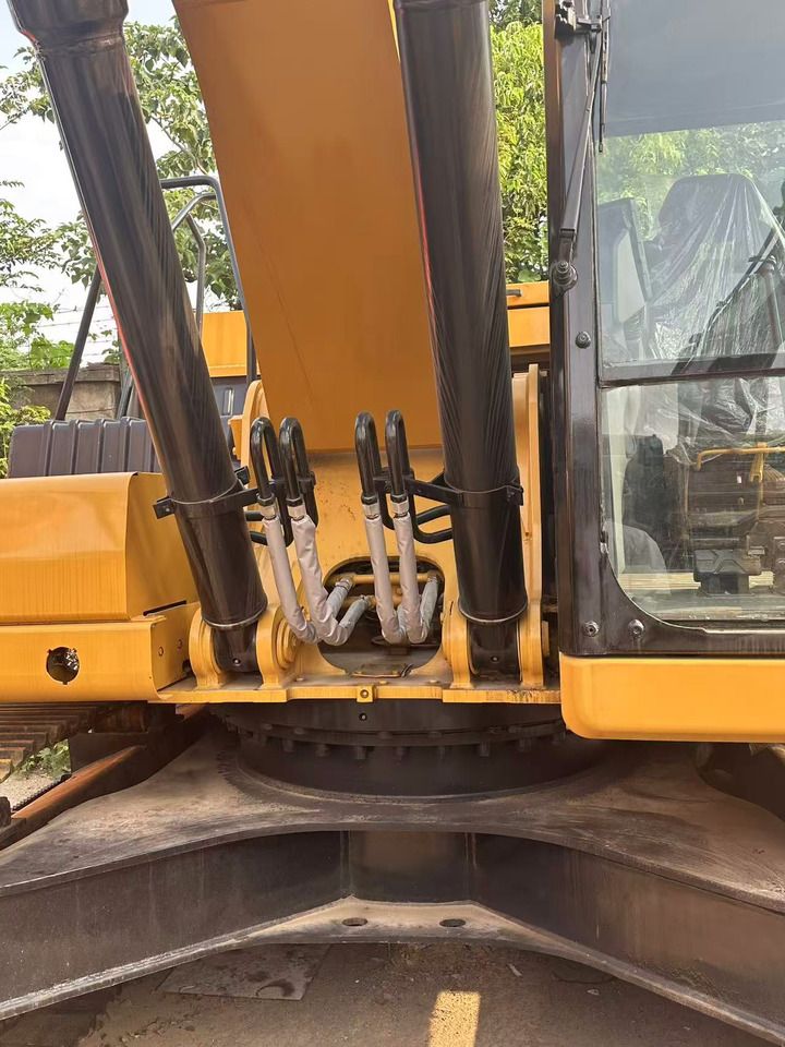 CATERPILLAR 330GC - Crawler excavator: picture 2 CATERPILLAR 330GC - Crawler excavator: picture 2