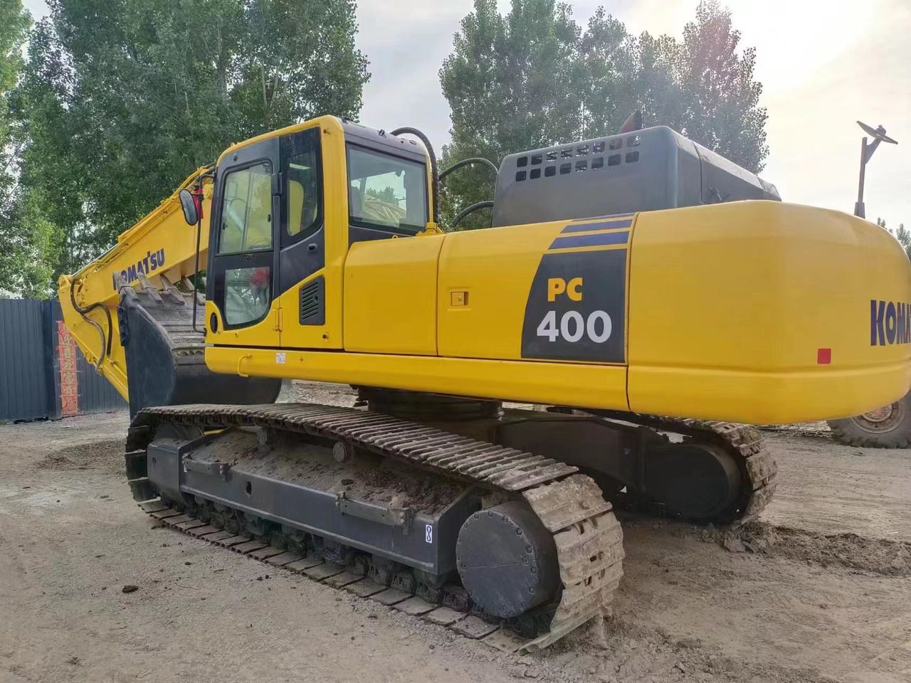 KOMATSU PC400-8 - Crawler excavator: picture 2 KOMATSU PC400-8 - Crawler excavator: picture 2