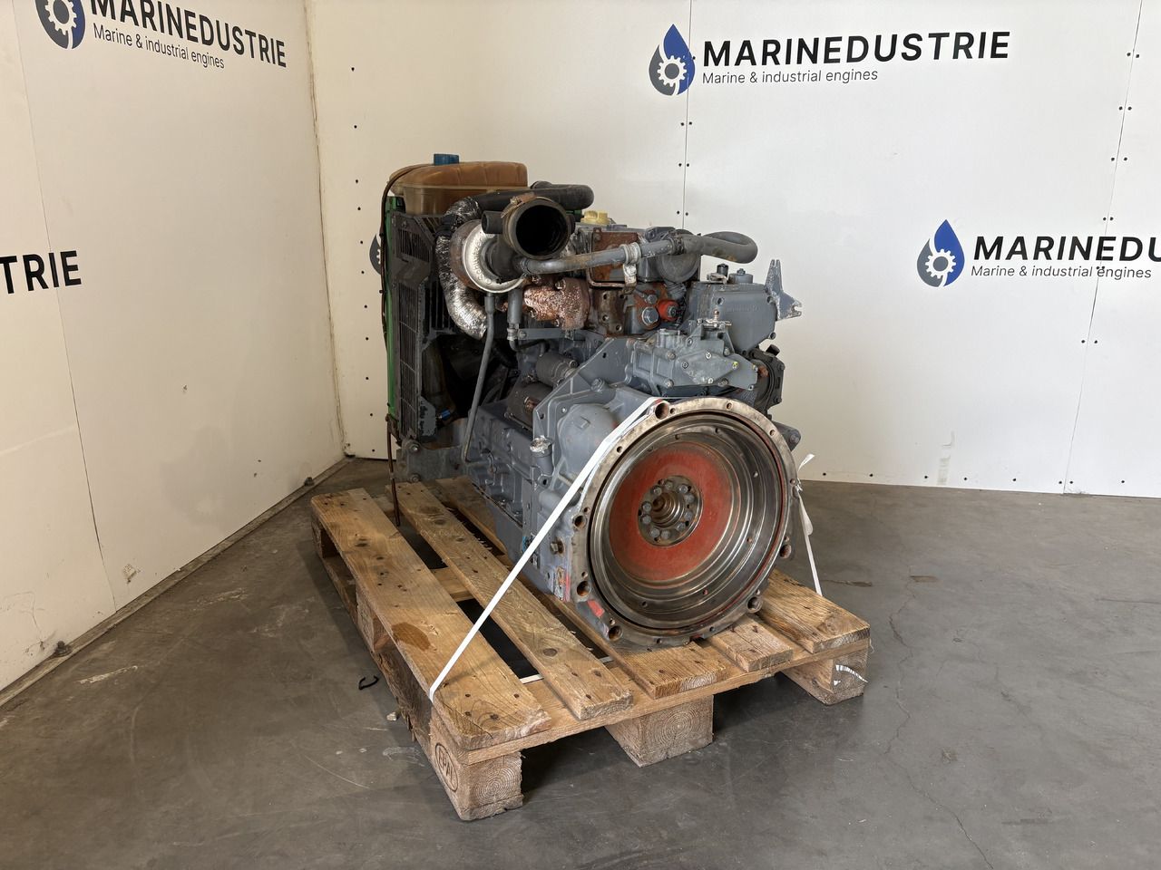 DEUTZ BF4M 1012 - Engine: picture 5 DEUTZ BF4M 1012 - Engine: picture 5