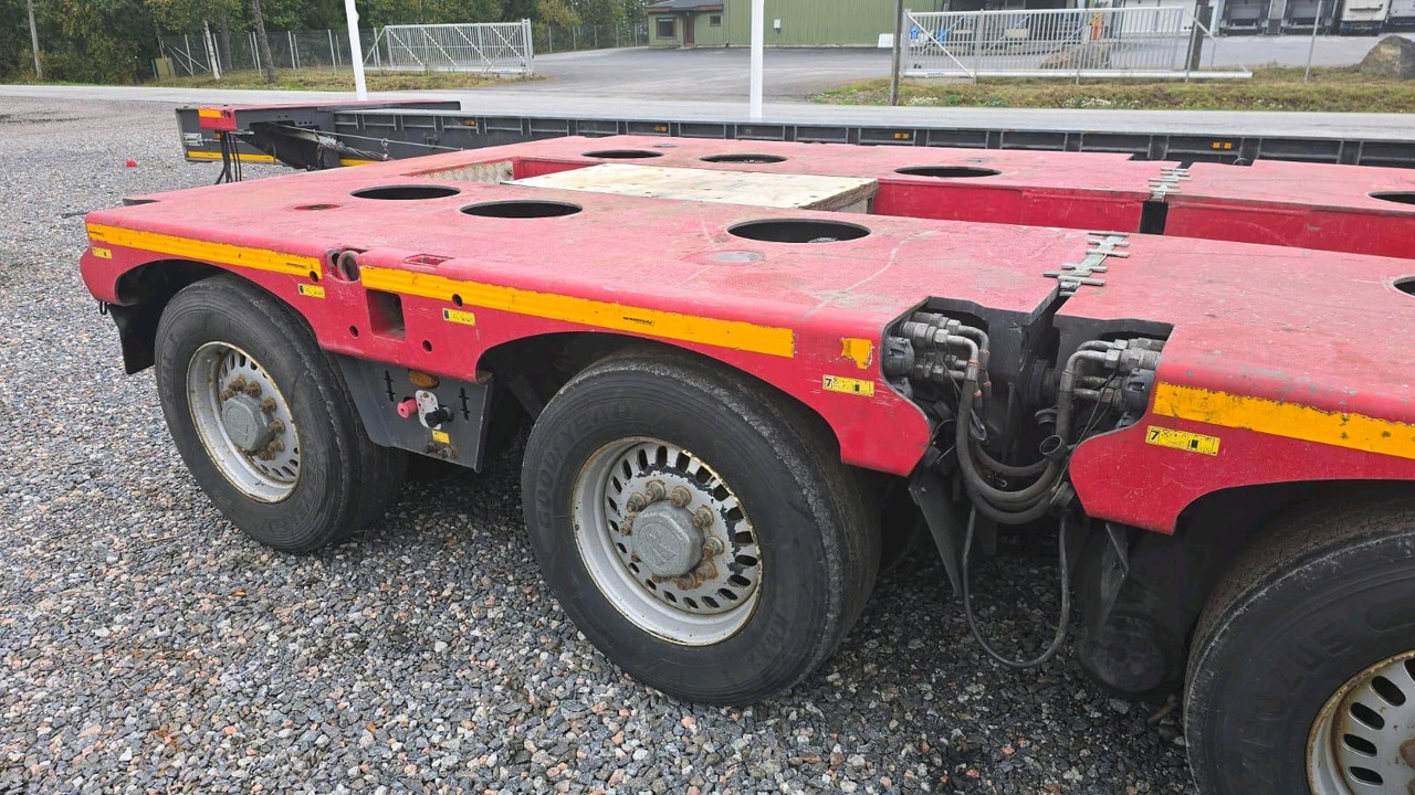 FAYMONVILLE Combimax - Low loader semi-trailer: picture 3 FAYMONVILLE Combimax - Low loader semi-trailer: picture 3