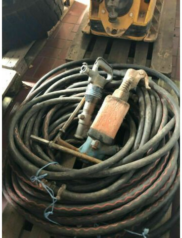 Bomag Stemmhammer - Construction equipment: picture 1 Bomag Stemmhammer - Construction equipment: picture 1