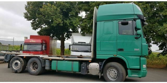 DAF XF105-460Super Spacs Cap G.Haus/Hoch Retarder - Timber truck: picture 3 DAF XF105-460Super Spacs Cap G.Haus/Hoch Retarder - Timber truck: picture 3