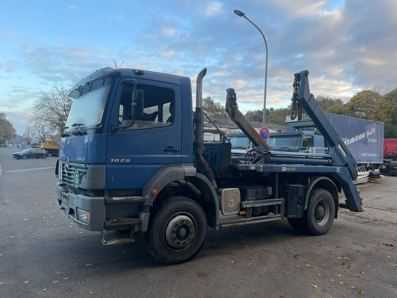 Mercedes-Benz 1828 Absetzkipper - Skip loader truck: picture 2 Mercedes-Benz 1828 Absetzkipper - Skip loader truck: picture 2