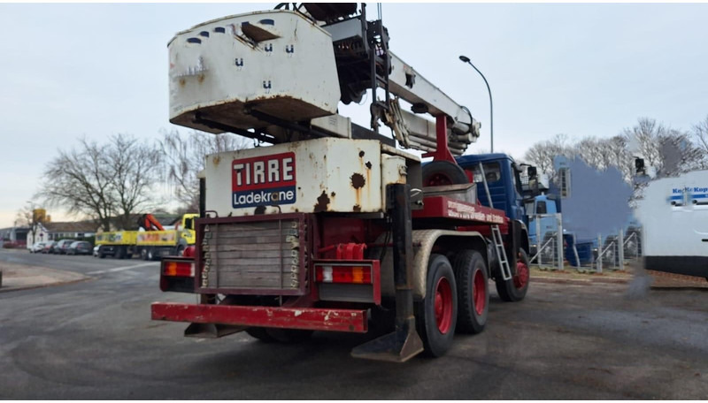Mercedes-Benz 2629 AK Motorwagen mit Kran Dachdeckerkran6x6 - Dropside/ Flatbed truck, Crane truck: picture 4 Mercedes-Benz 2629 AK Motorwagen mit Kran Dachdeckerkran6x6 - Dropside/ Flatbed truck, Crane truck: picture 4