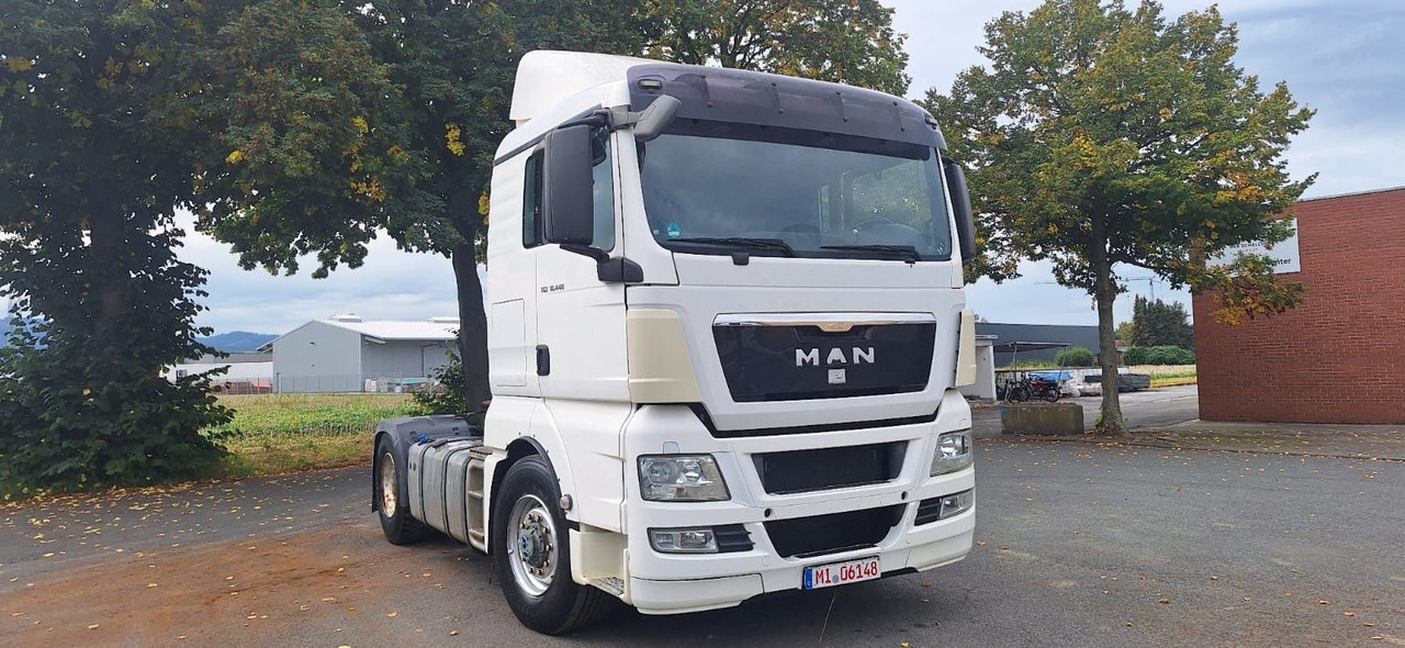 MAN TGX18.440H 4x4 SZM Kipphydraulik - Tractor unit: picture 1 MAN TGX18.440H 4x4 SZM Kipphydraulik - Tractor unit: picture 1