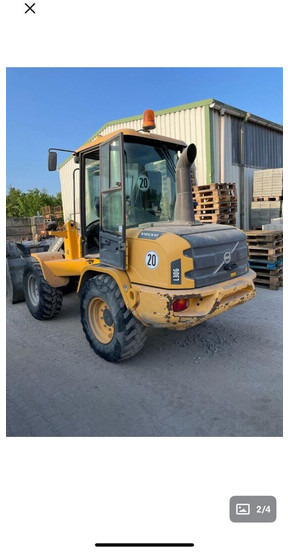 Volvo L30G - Wheel loader: picture 4 Volvo L30G - Wheel loader: picture 4