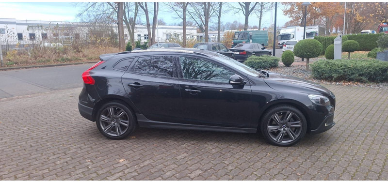 Volvo V40 Cross Country You! - Car: picture 3 Volvo V40 Cross Country You! - Car: picture 3