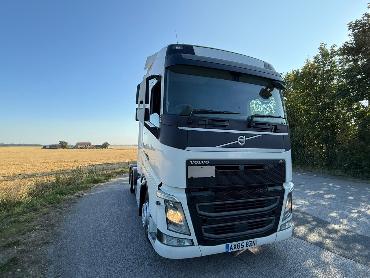 2016 Volvo FH 500 Tractor Unit - Tractor unit: picture 3 2016 Volvo FH 500 Tractor Unit - Tractor unit: picture 3