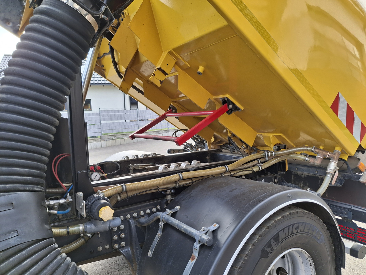 Road sweeper RENAULT C280 SEMAT ZOELLER Zamiatarka Kehrmaschine Euro 6 PM Karcher L/R 2 Motoren 2018r Hochdruckreinigung: picture 30 Road sweeper RENAULT C280 SEMAT ZOELLER Zamiatarka Kehrmaschine Euro 6 PM Karcher L/R 2 Motoren 2018r Hochdruckreinigung: picture 30