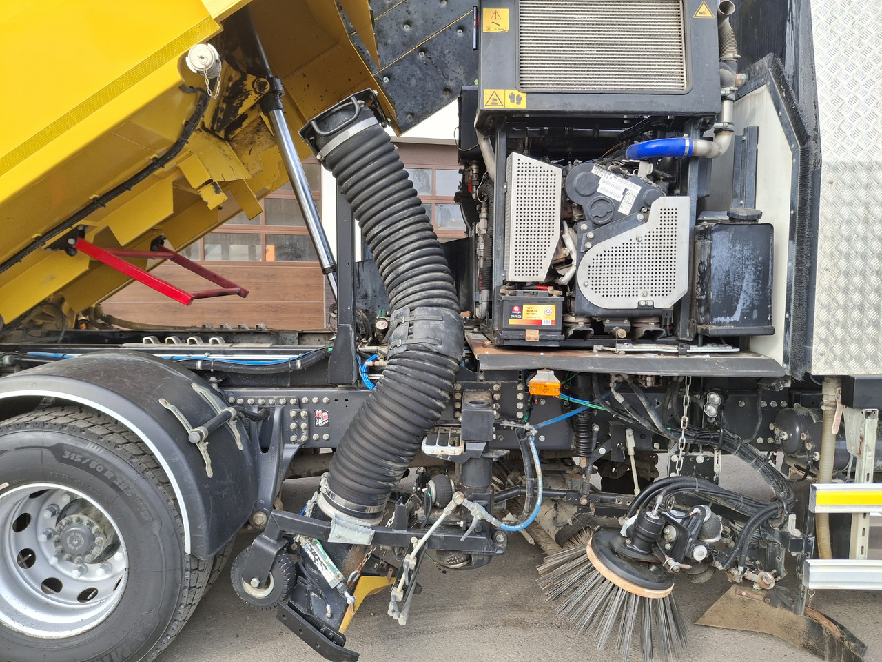 Road sweeper RENAULT C280 SEMAT ZOELLER Zamiatarka Kehrmaschine Euro 6 PM Karcher L/R 2 Motoren 2018r Hochdruckreinigung: picture 24 Road sweeper RENAULT C280 SEMAT ZOELLER Zamiatarka Kehrmaschine Euro 6 PM Karcher L/R 2 Motoren 2018r Hochdruckreinigung: picture 24