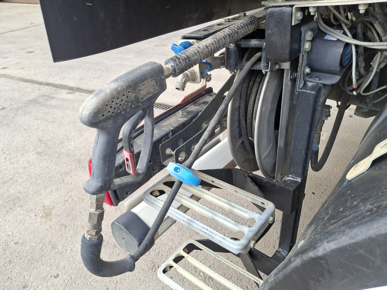 Road sweeper RENAULT C280 SEMAT ZOELLER Zamiatarka Kehrmaschine Euro 6 PM Karcher L/R 2 Motoren 2018r Hochdruckreinigung: picture 14 Road sweeper RENAULT C280 SEMAT ZOELLER Zamiatarka Kehrmaschine Euro 6 PM Karcher L/R 2 Motoren 2018r Hochdruckreinigung: picture 14