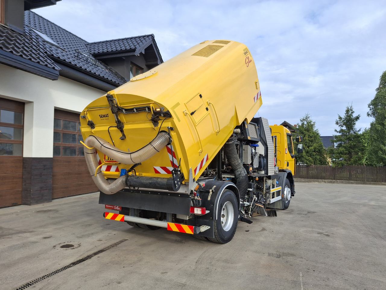 Road sweeper RENAULT C280 SEMAT ZOELLER Zamiatarka Kehrmaschine Euro 6 PM Karcher L/R 2 Motoren 2018r Hochdruckreinigung: picture 23 Road sweeper RENAULT C280 SEMAT ZOELLER Zamiatarka Kehrmaschine Euro 6 PM Karcher L/R 2 Motoren 2018r Hochdruckreinigung: picture 23