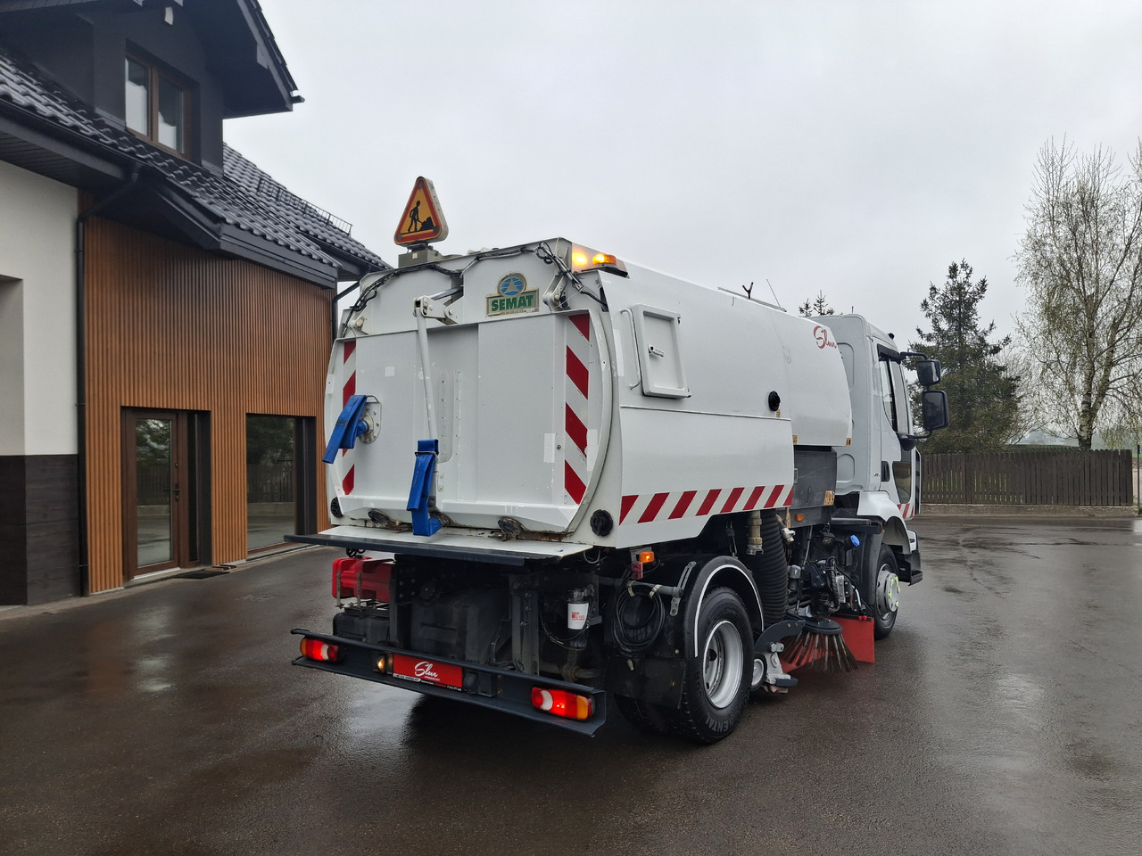 RENAULT Midlum 220 Zamiatarka Kehrmaschine Johnston 2 Motoren Szczotki L/R - Road sweeper: picture 4 RENAULT Midlum 220 Zamiatarka Kehrmaschine Johnston 2 Motoren Szczotki L/R - Road sweeper: picture 4