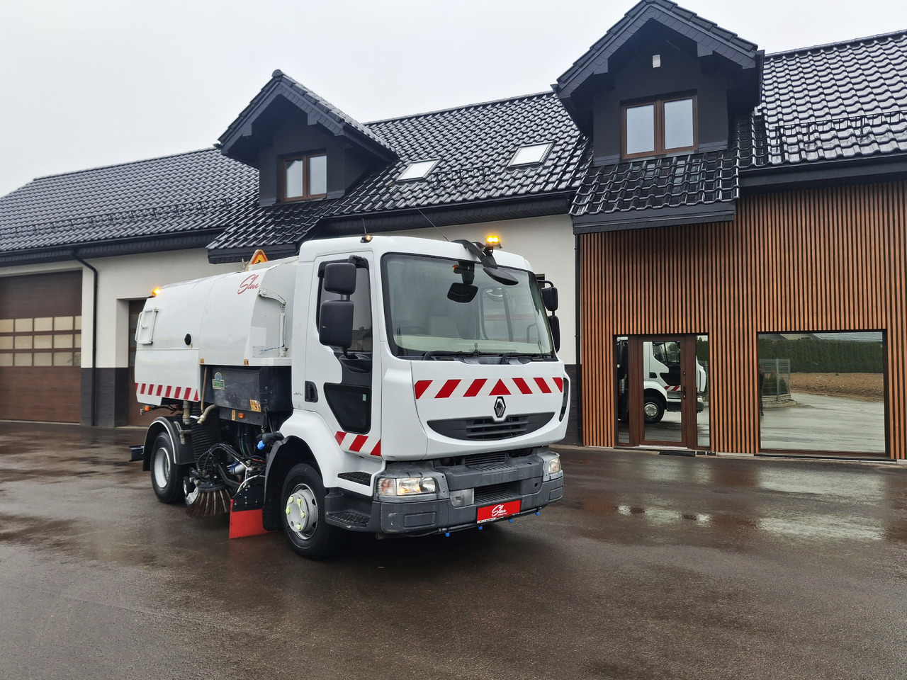 RENAULT Midlum 220 Zamiatarka Kehrmaschine Johnston 2 Motoren Szczotki L/R - Road sweeper: picture 1 RENAULT Midlum 220 Zamiatarka Kehrmaschine Johnston 2 Motoren Szczotki L/R - Road sweeper: picture 1