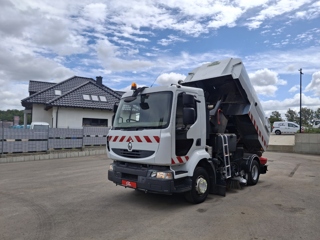 Leasing of RENAULT Midlum 220 Zamiatarka Kehrmaschine Johnston L/R 2 Motoren 2 Silniki RENAULT Midlum 220 Zamiatarka Kehrmaschine Johnston L/R 2 Motoren 2 Silniki: picture 12